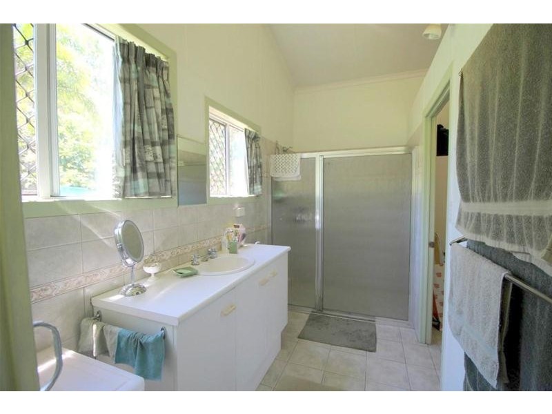 37 Paradise Palm Drive, Tully Heads QLD 4854