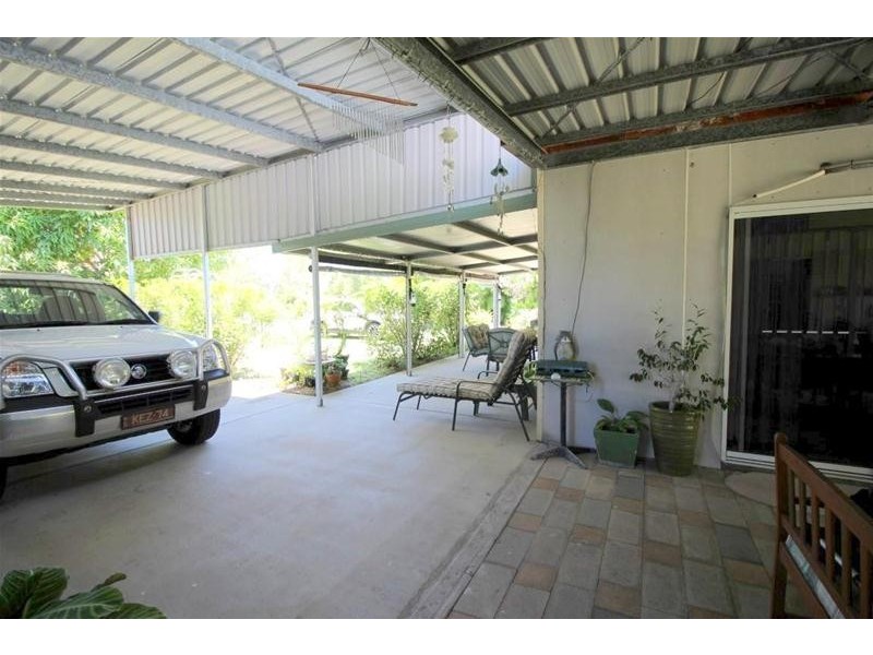 37 Paradise Palm Drive, Tully Heads QLD 4854