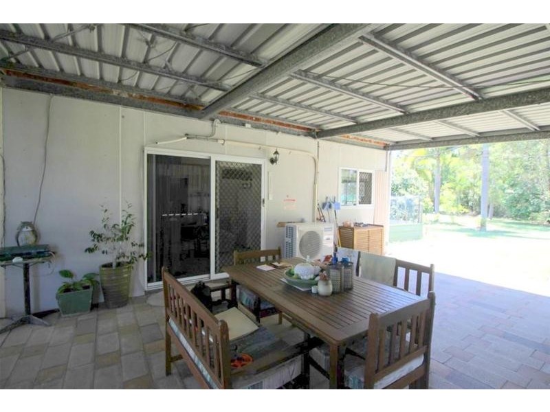 37 Paradise Palm Drive, Tully Heads QLD 4854