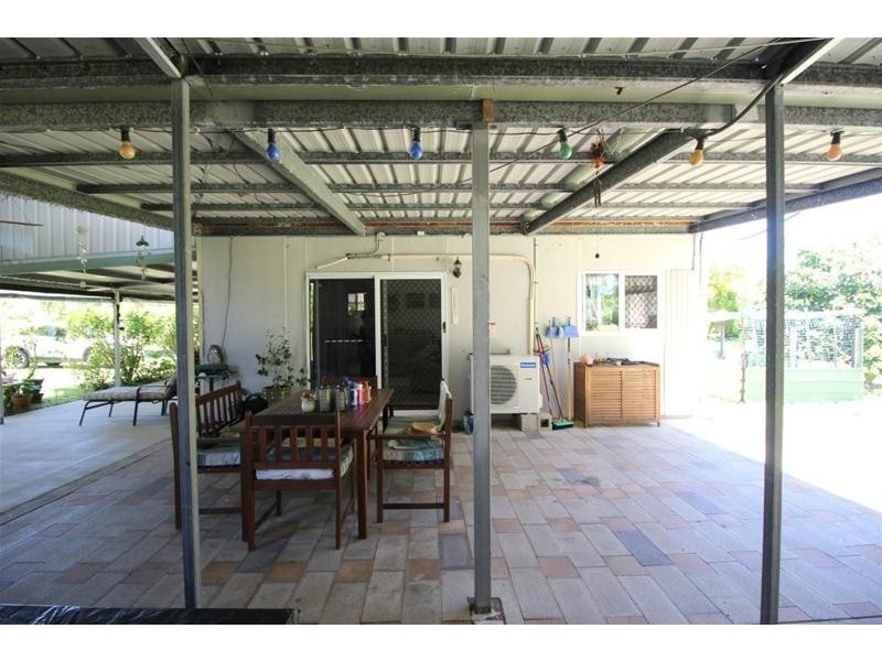 37 Paradise Palm Drive, Tully Heads QLD 4854