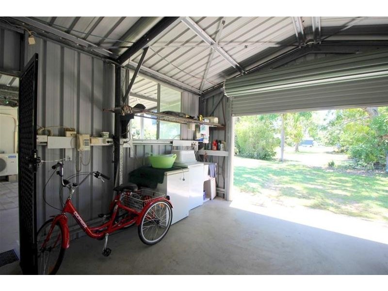 37 Paradise Palm Drive, Tully Heads QLD 4854