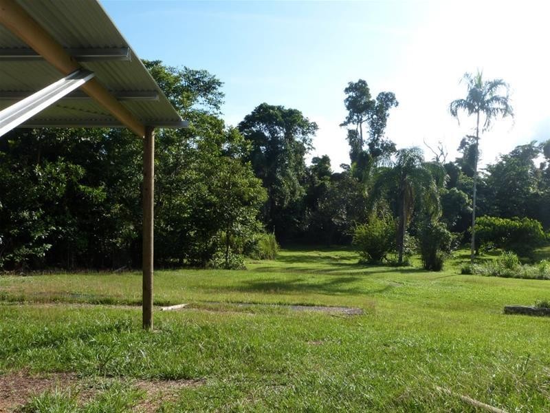 Lot 2, 2 Mountain View Close, Maria Creeks QLD 4855