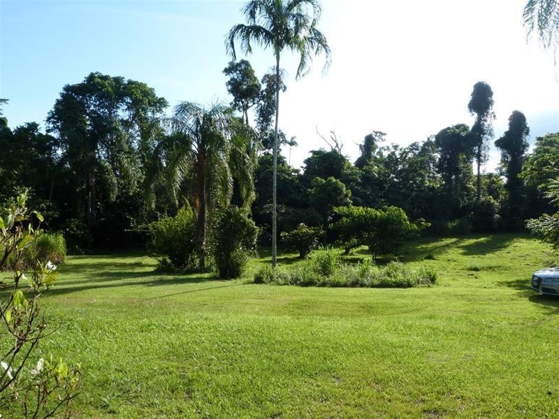 Lot 2, 2 Mountain View Close, Maria Creeks QLD 4855