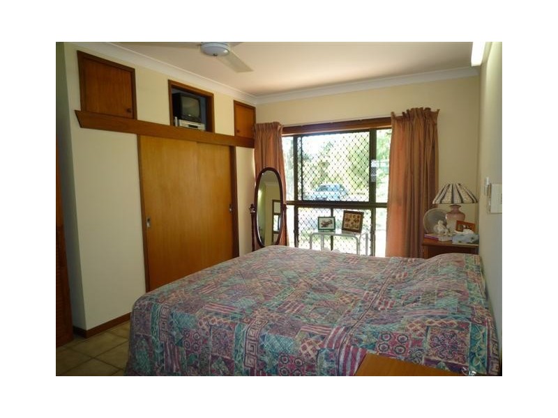 23 Vipiana Drive, Tully Heads QLD 4854