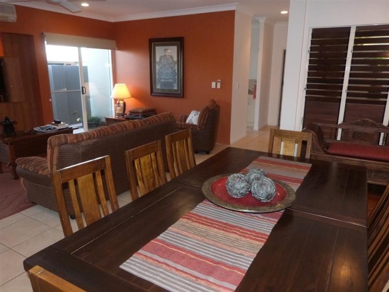 6 McNamara Street, Wongaling Beach QLD 4852