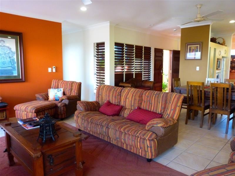 6 McNamara Street, Wongaling Beach QLD 4852