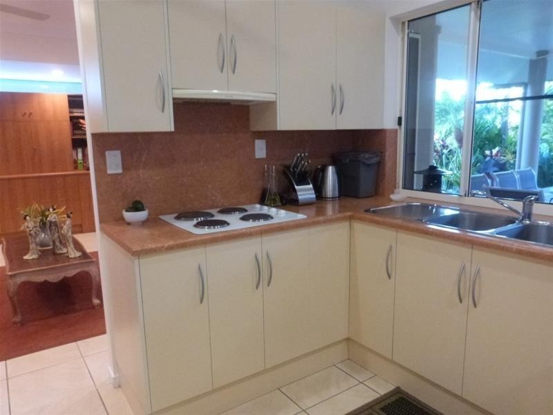 6 McNamara Street, Wongaling Beach QLD 4852