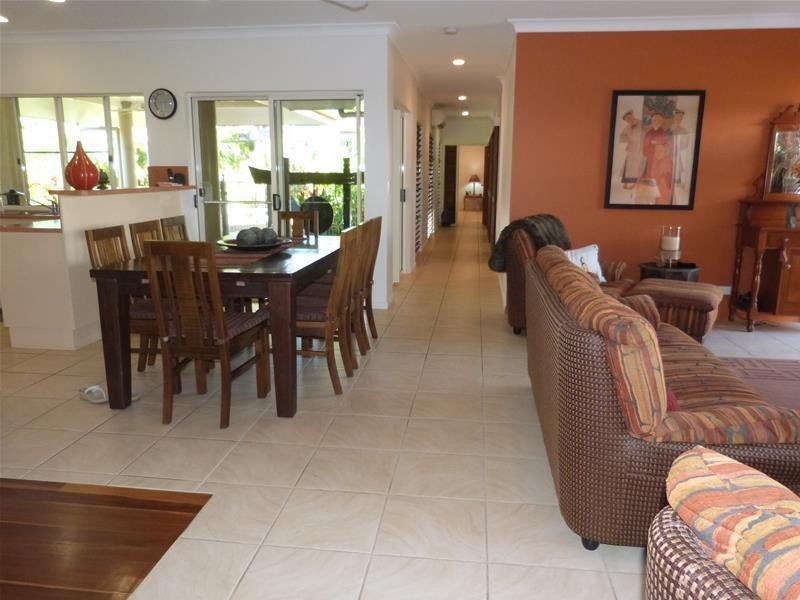 6 McNamara Street, Wongaling Beach QLD 4852