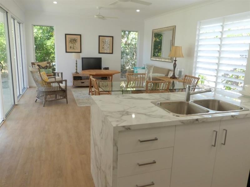 1/24 Southward Street, Mission Beach QLD 4852