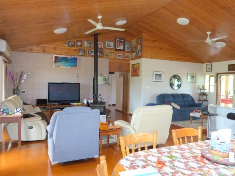 102 Hill Sixty Road, El Arish QLD 4855