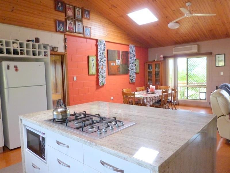 102 Hill Sixty Road, El Arish QLD 4855