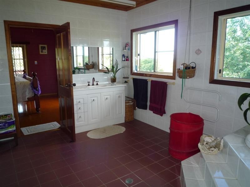 102 Hill Sixty Road, El Arish QLD 4855