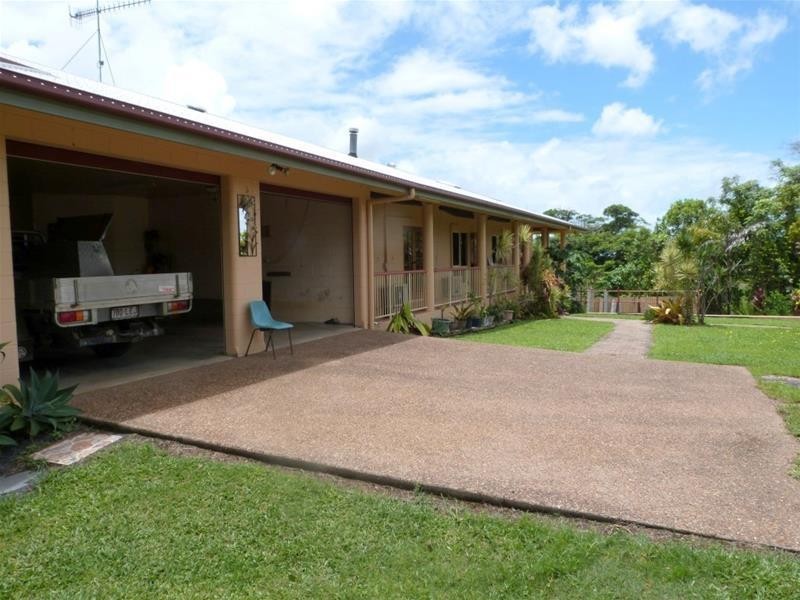 102 Hill Sixty Road, El Arish QLD 4855