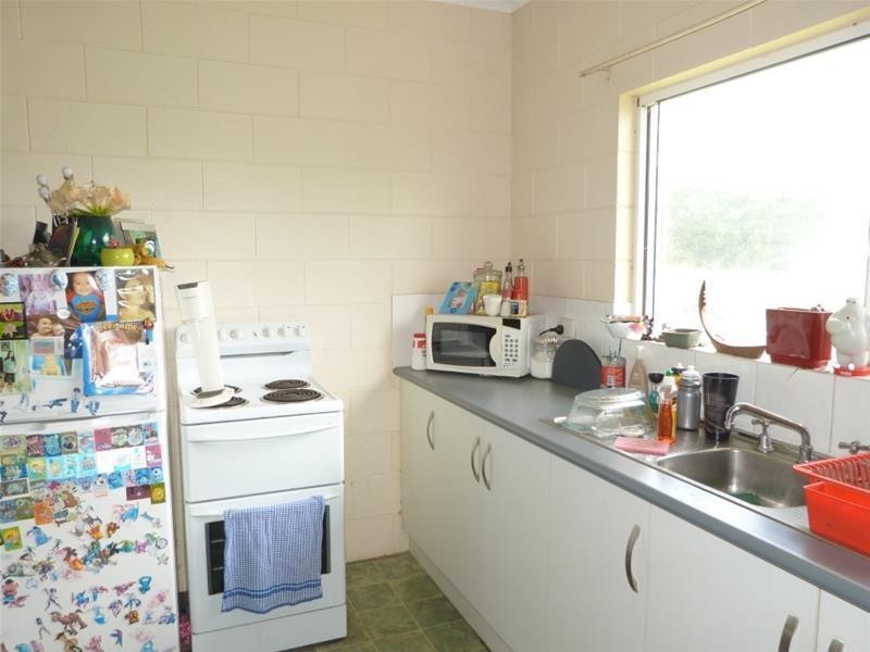 7 Glasgow Street, El Arish QLD 4855