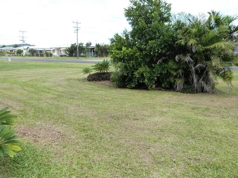 7 Glasgow Street, El Arish QLD 4855