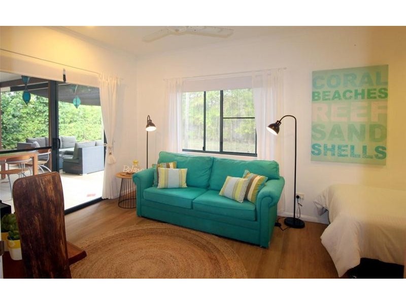 10 Conch Street, Mission Beach QLD 4852