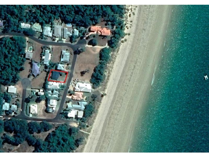 10 Conch Street, Mission Beach QLD 4852
