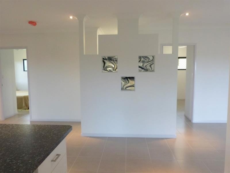 9 Glasgow Street, El Arish QLD 4855