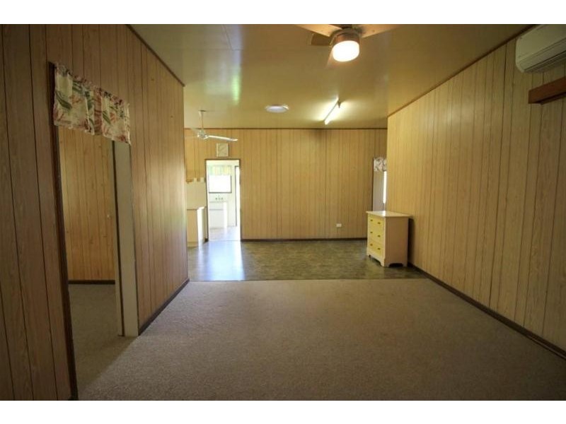 8 Harman Lane, Feluga QLD 4854