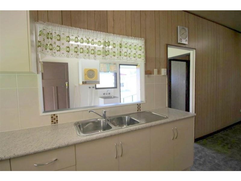 8 Harman Lane, Feluga QLD 4854