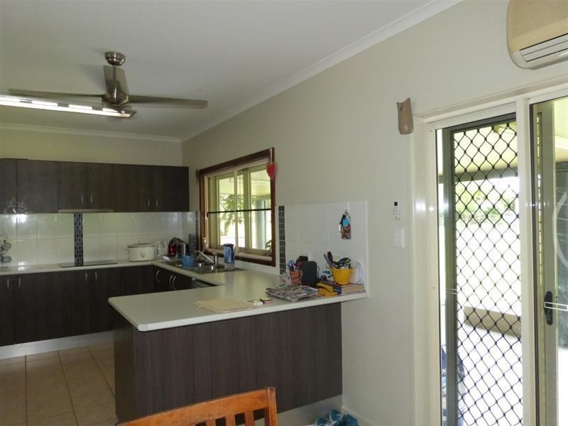 15 George Street, Silkwood QLD 4856