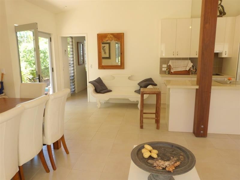 17 Royal Palm Drive, Mission Beach QLD 4852