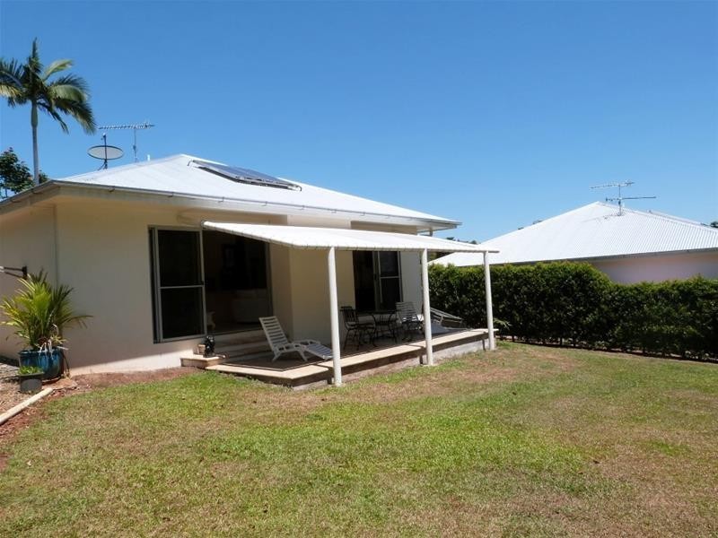 17 Royal Palm Drive, Mission Beach QLD 4852