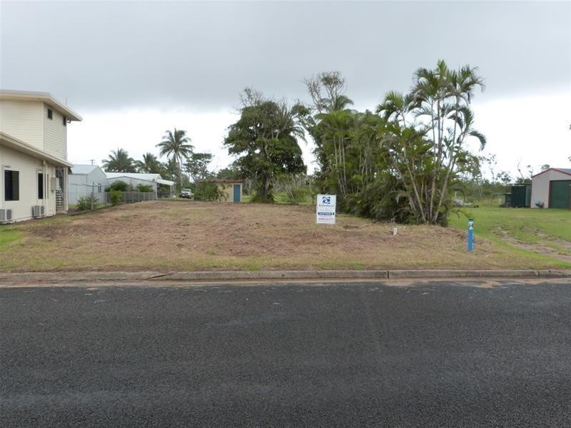 Lot 36, 7 Taylor Street, Tully Heads QLD 4854