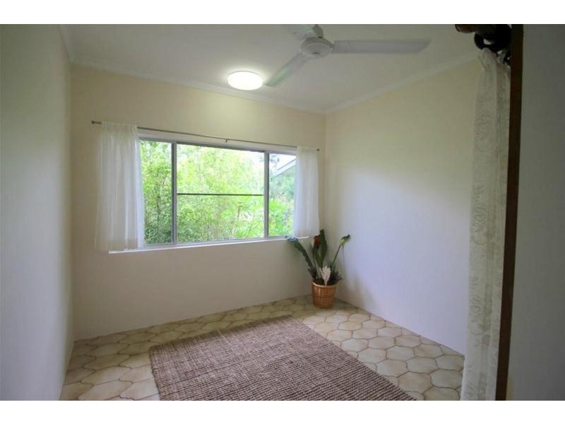 13 Pacific Parade, Mission Beach QLD 4852