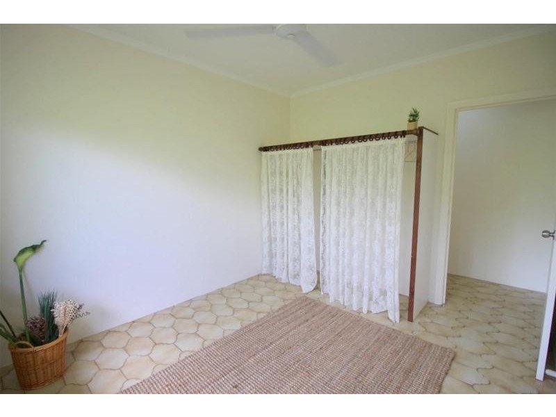 13 Pacific Parade, Mission Beach QLD 4852