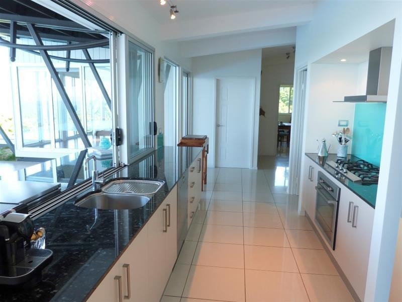 4 Wylie Road, Mission Beach QLD 4852