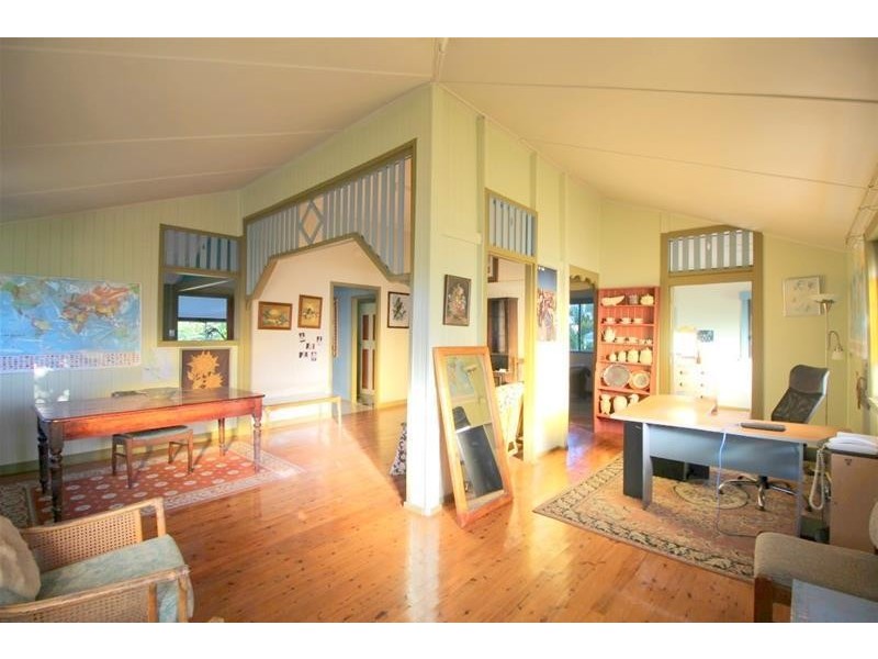 4 Walter Lever Estate Road, Silkwood QLD 4856