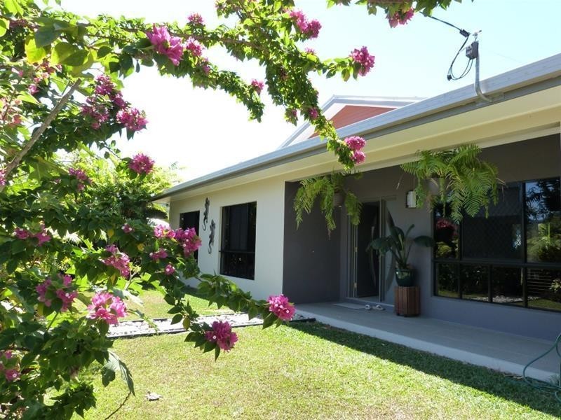 1 Golf Course Street, El Arish QLD 4855