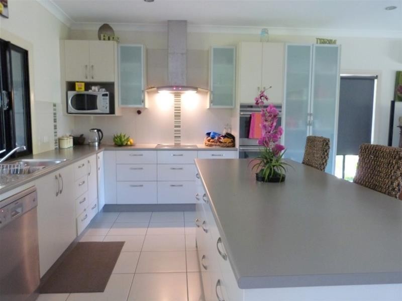 1 Golf Course Street, El Arish QLD 4855