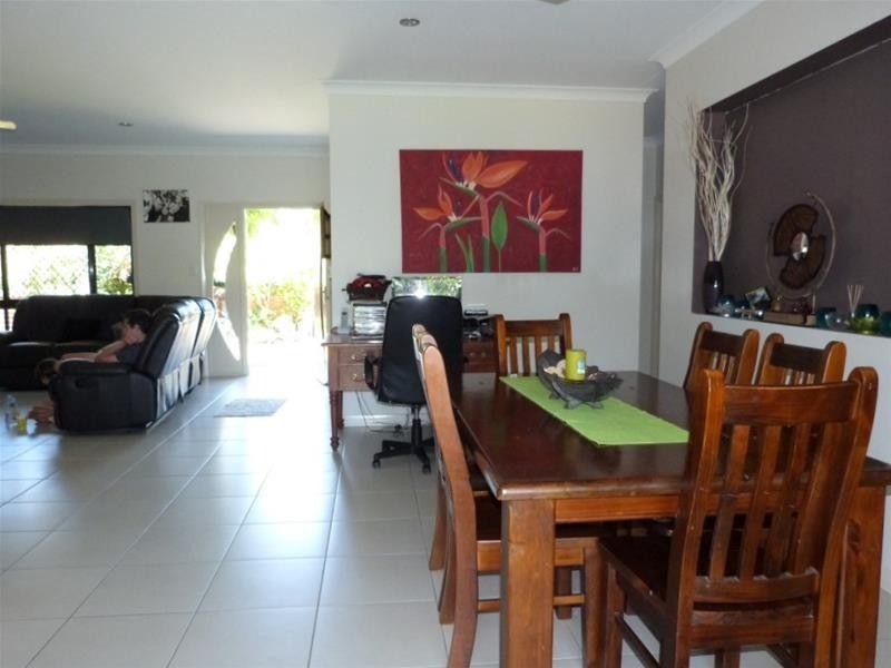 1 Golf Course Street, El Arish QLD 4855