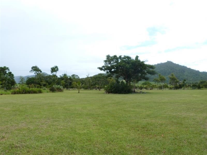 252 East Feluga Road, East Feluga QLD 4854