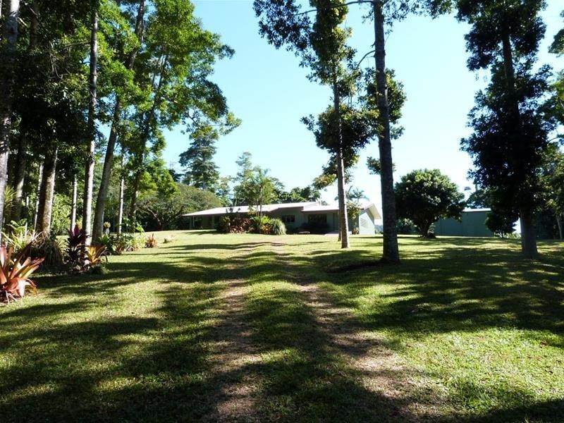 132 Boyett Road, Mission Beach QLD 4852