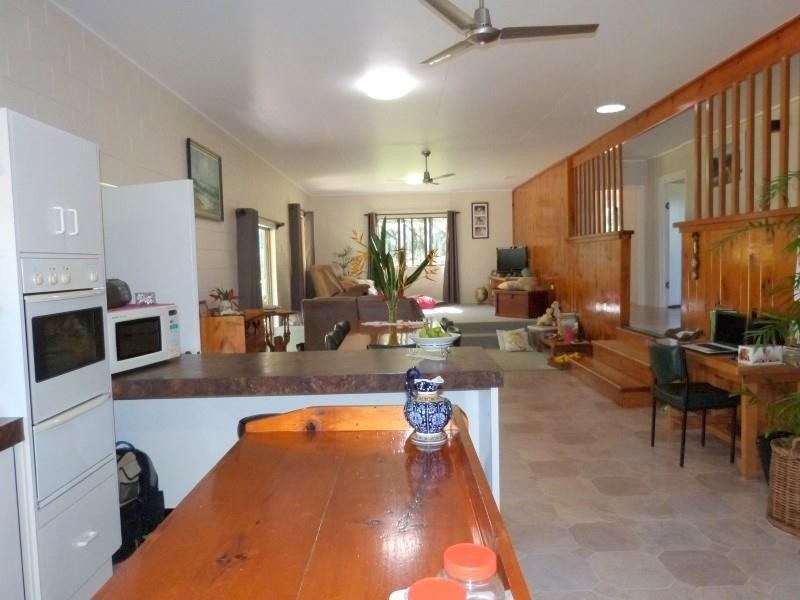 132 Boyett Road, Mission Beach QLD 4852