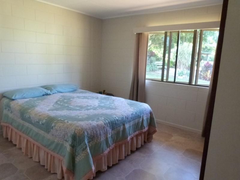 132 Boyett Road, Mission Beach QLD 4852