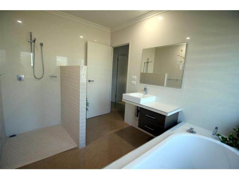 40 Conch Street, Mission Beach QLD 4852