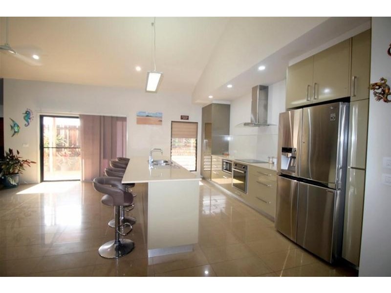 40 Conch Street, Mission Beach QLD 4852