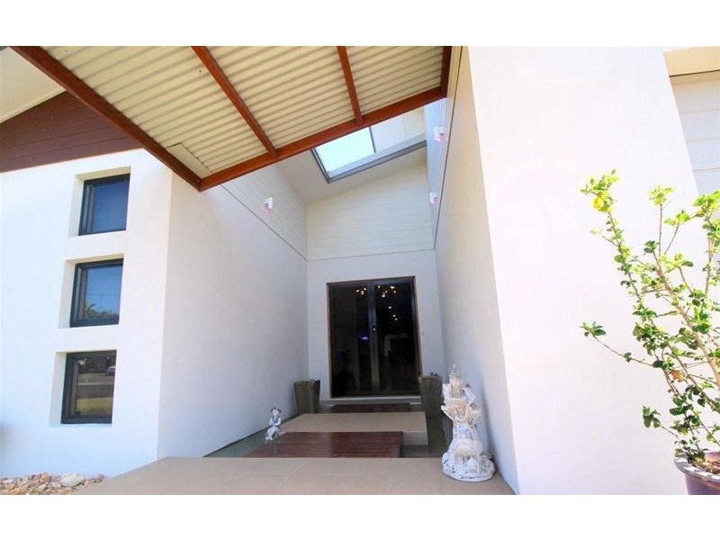 40 Conch Street, Mission Beach QLD 4852