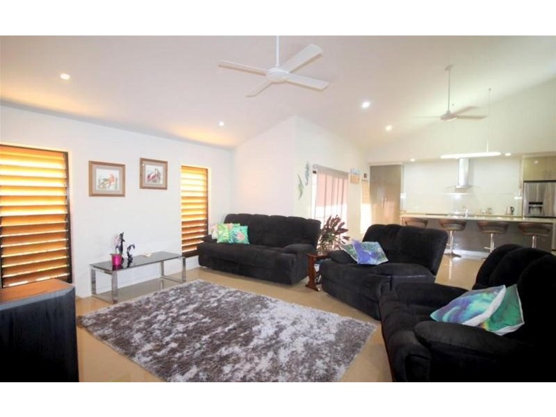 40 Conch Street, Mission Beach QLD 4852