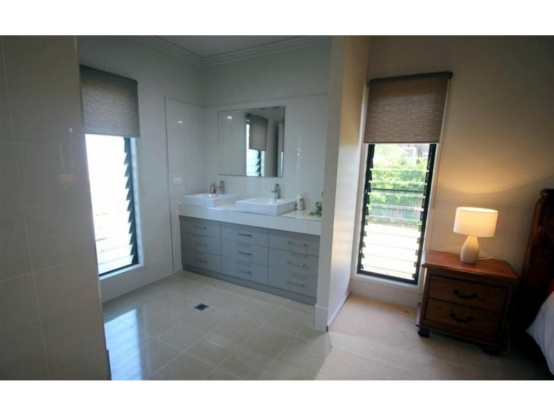 40 Conch Street, Mission Beach QLD 4852