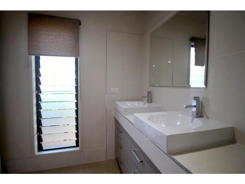 40 Conch Street, Mission Beach QLD 4852