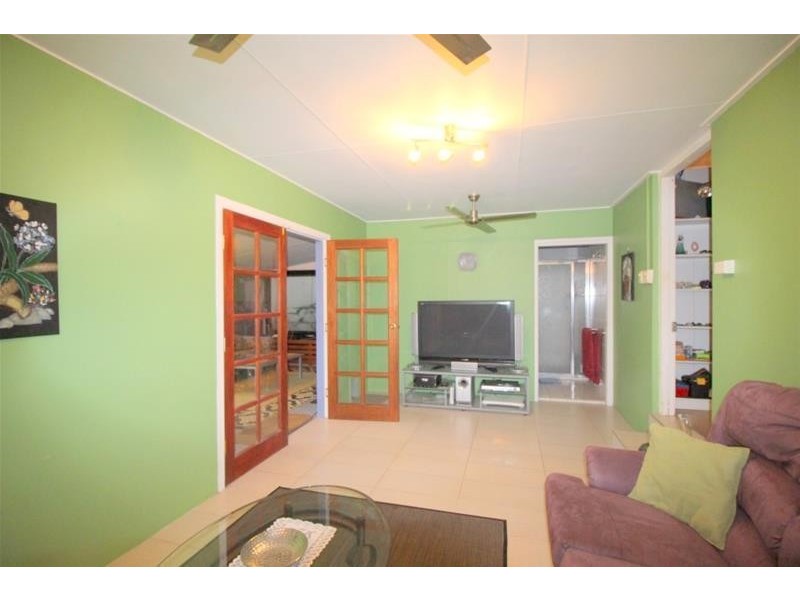 6 Walter Lever Estate Road, Silkwood QLD 4856