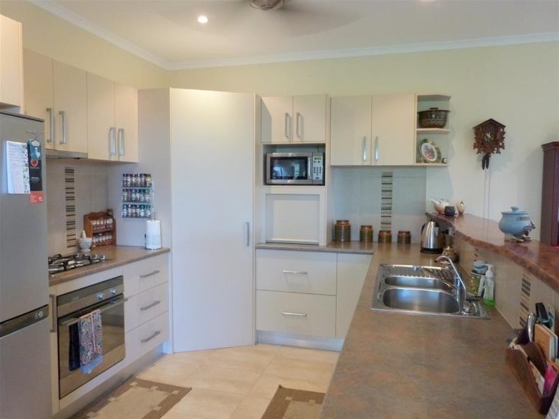 1 Riverside Terrace, South Mission Beach QLD 4852