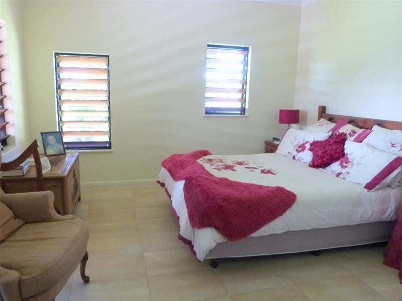 1 Riverside Terrace, South Mission Beach QLD 4852