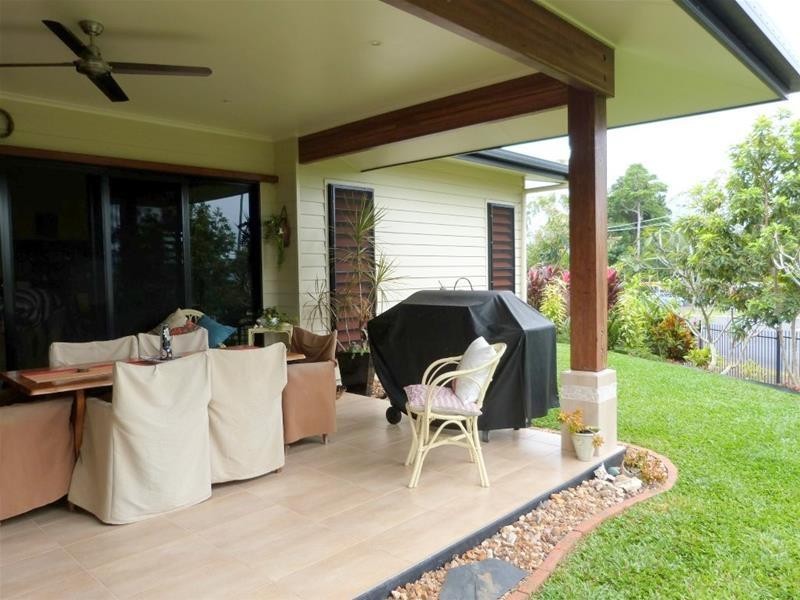 1 Riverside Terrace, South Mission Beach QLD 4852