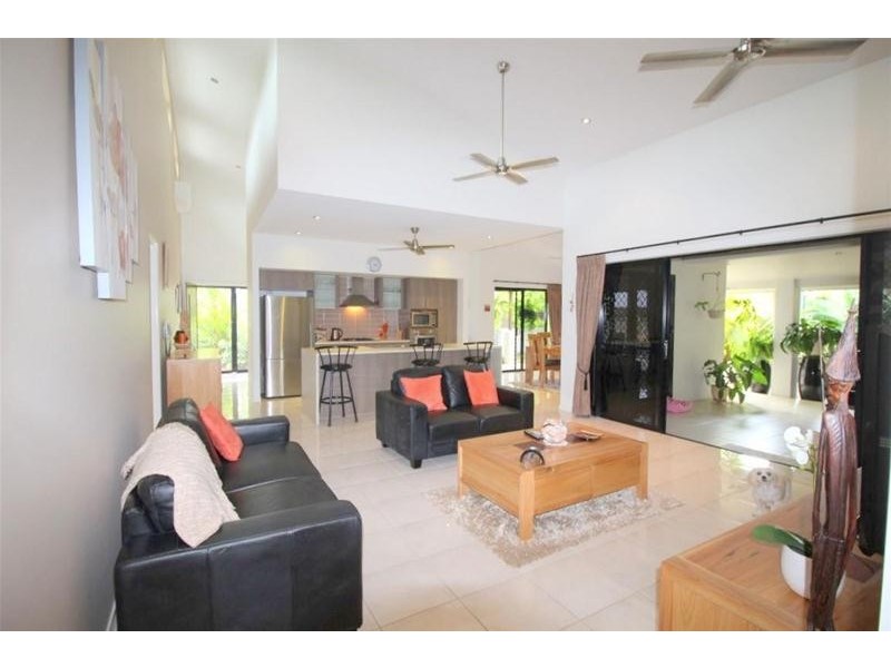 14 Sanctuary Crescent, Wongaling Beach QLD 4852